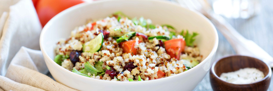 insalata quinoa menta pomodorini